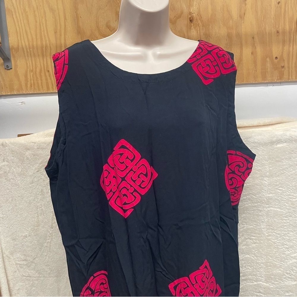 Island exposure women’s Hawaiian dress size 2x rayon black with red Celtic knot - Picture 3 of 8